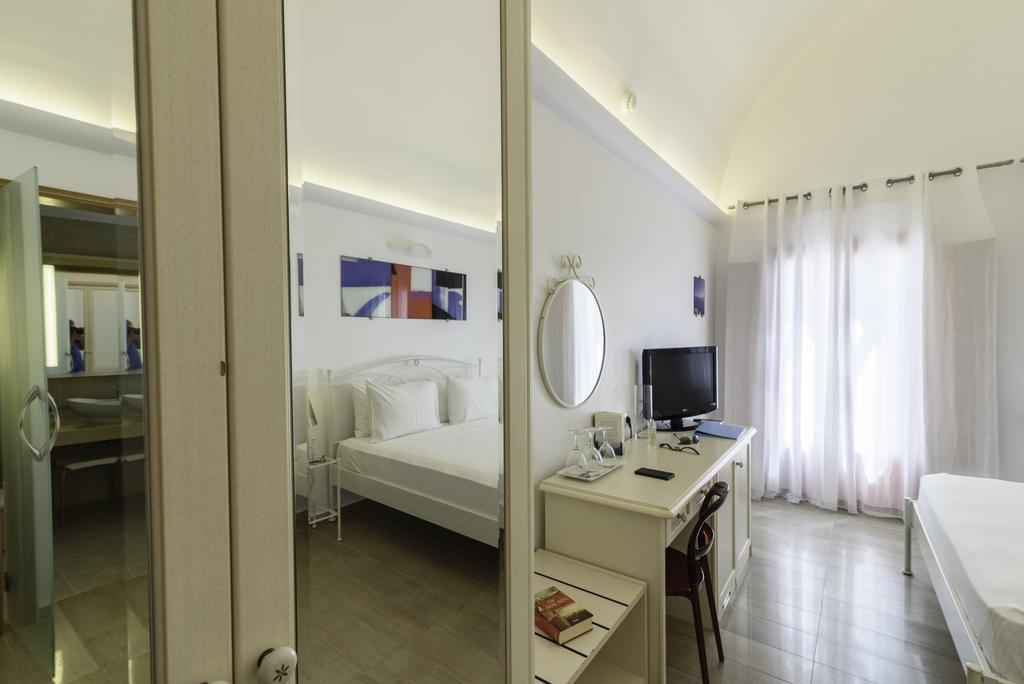 La Deluxe Hotel&spa Kamári